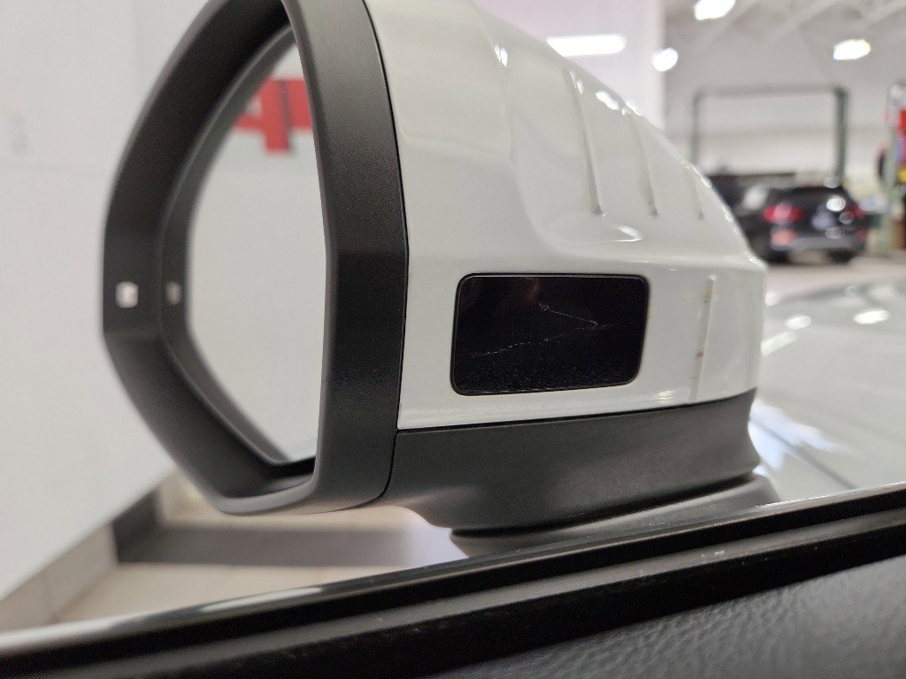 Used 2023 Audi A4 2.0T Premium w/ Convenience Package image 9