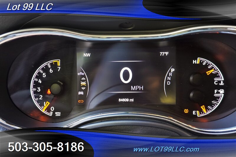 Used 2018 Jeep Grand Cherokee Limited AWD/4WD image 23