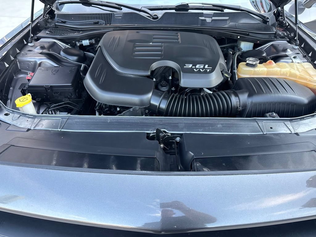 Used 2017 Dodge Challenger SXT w/ Super Sport Group (SS/T) RWD image 28