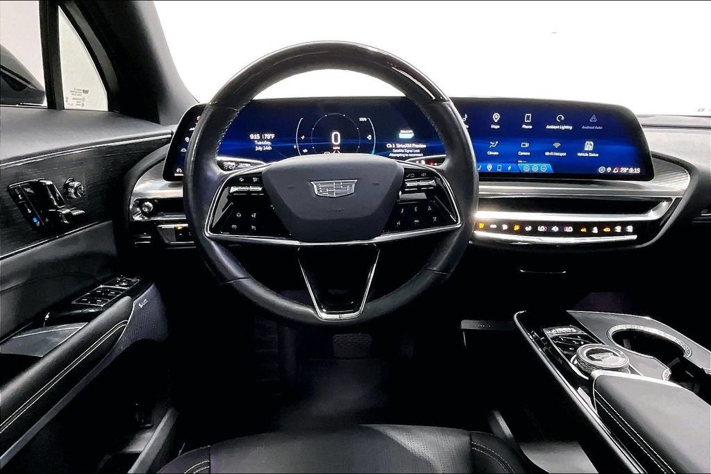 Used 2023 Cadillac Lyriq 2WD image 6