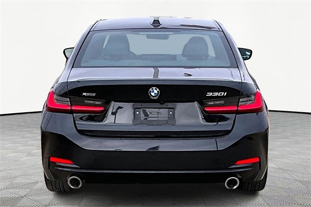 Used 2024 BMW 330i xDrive Sedan image 4