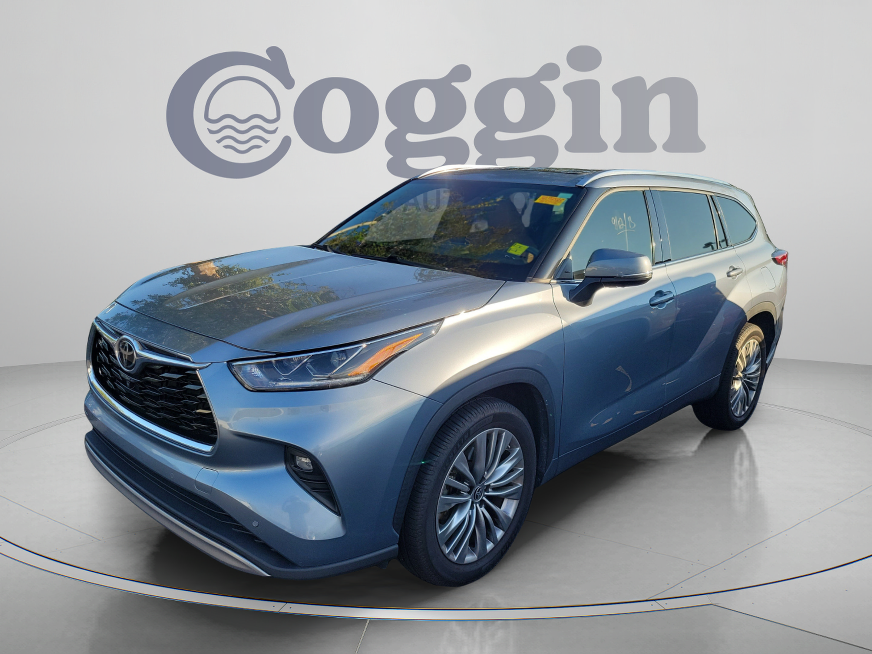 Used 2021 Toyota Highlander Platinum FWD image 9