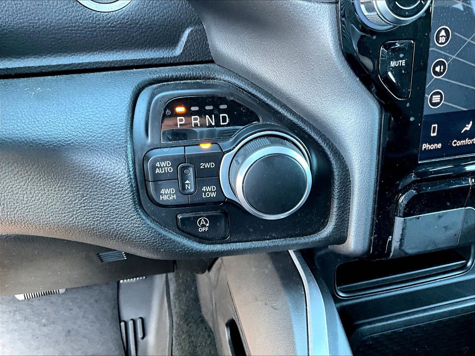 Used 2023 RAM 1500 Big Horn AWD/4WD image 37