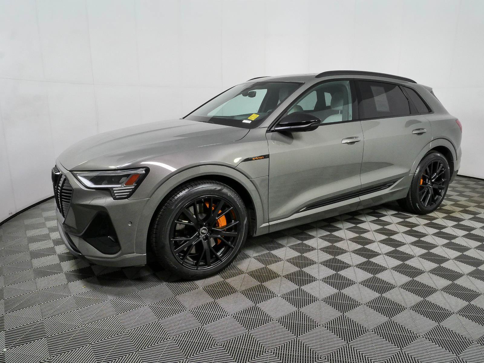 Used 2023 Audi e-tron Chronos w/ Chronos Package AWD/4WD image 28