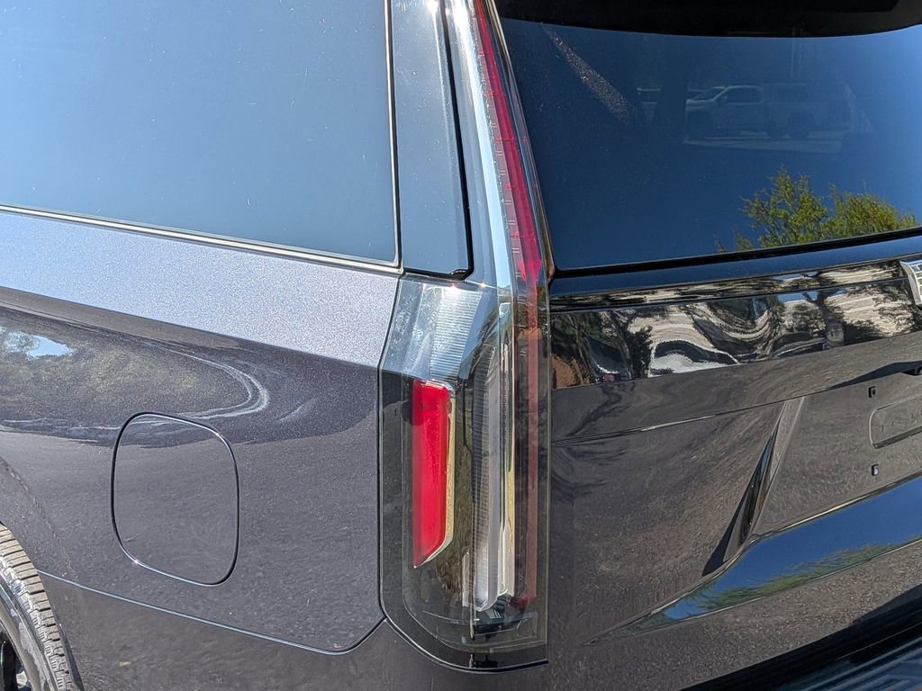 Certified 2023 Cadillac Escalade ESV Sport Platinum image 13