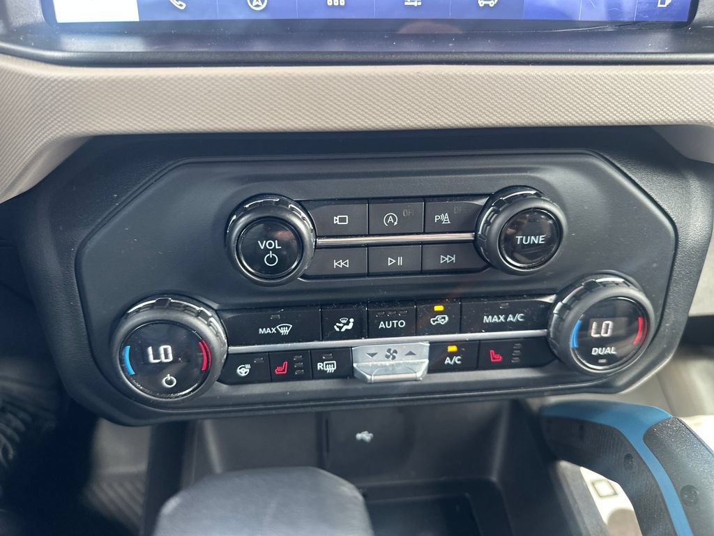 Used 2023 Ford Bronco Wildtrak AWD/4WD image 18