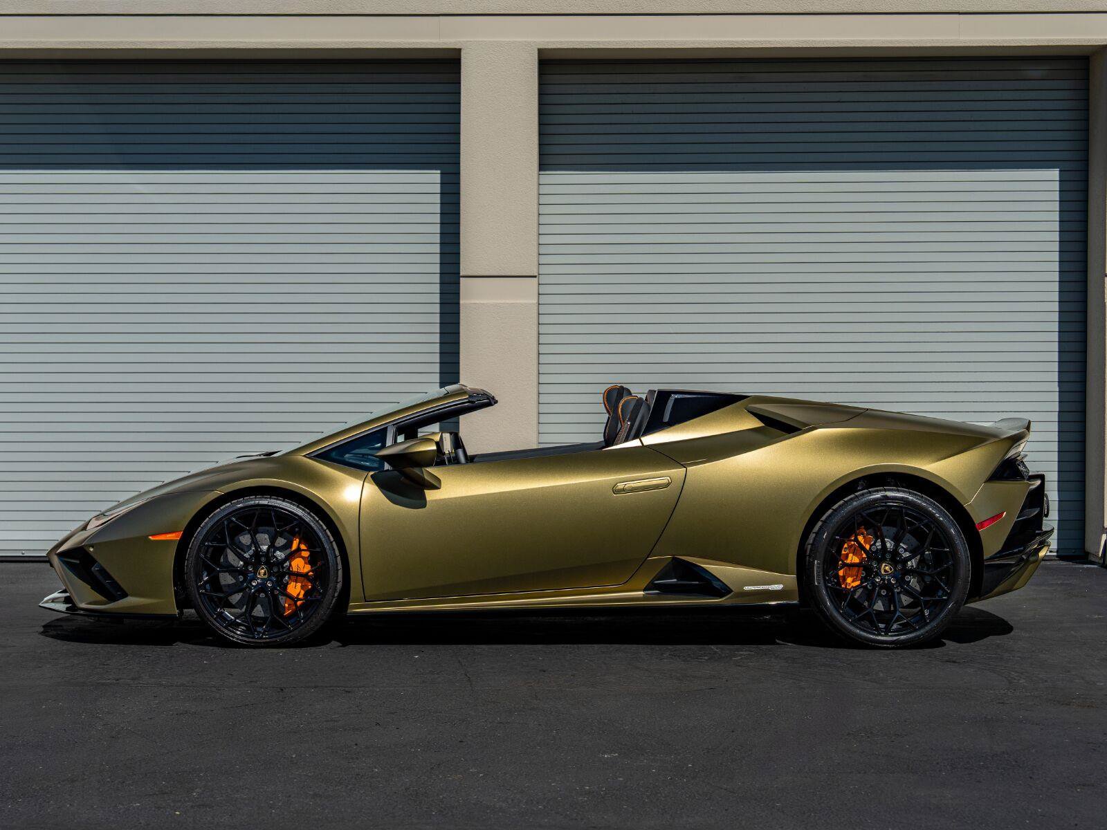 Used 2023 Lamborghini Huracan EVO RWD image 5