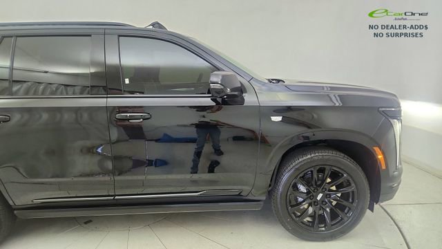 Used 2025 Cadillac Escalade Sport w/ Touring Package AWD/4WD image 8