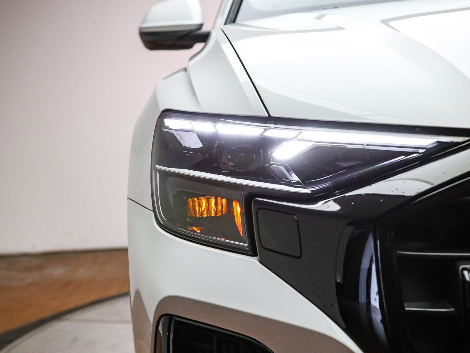 Used 2024 Audi Q8 Premium w/ Black Optic Package image 5
