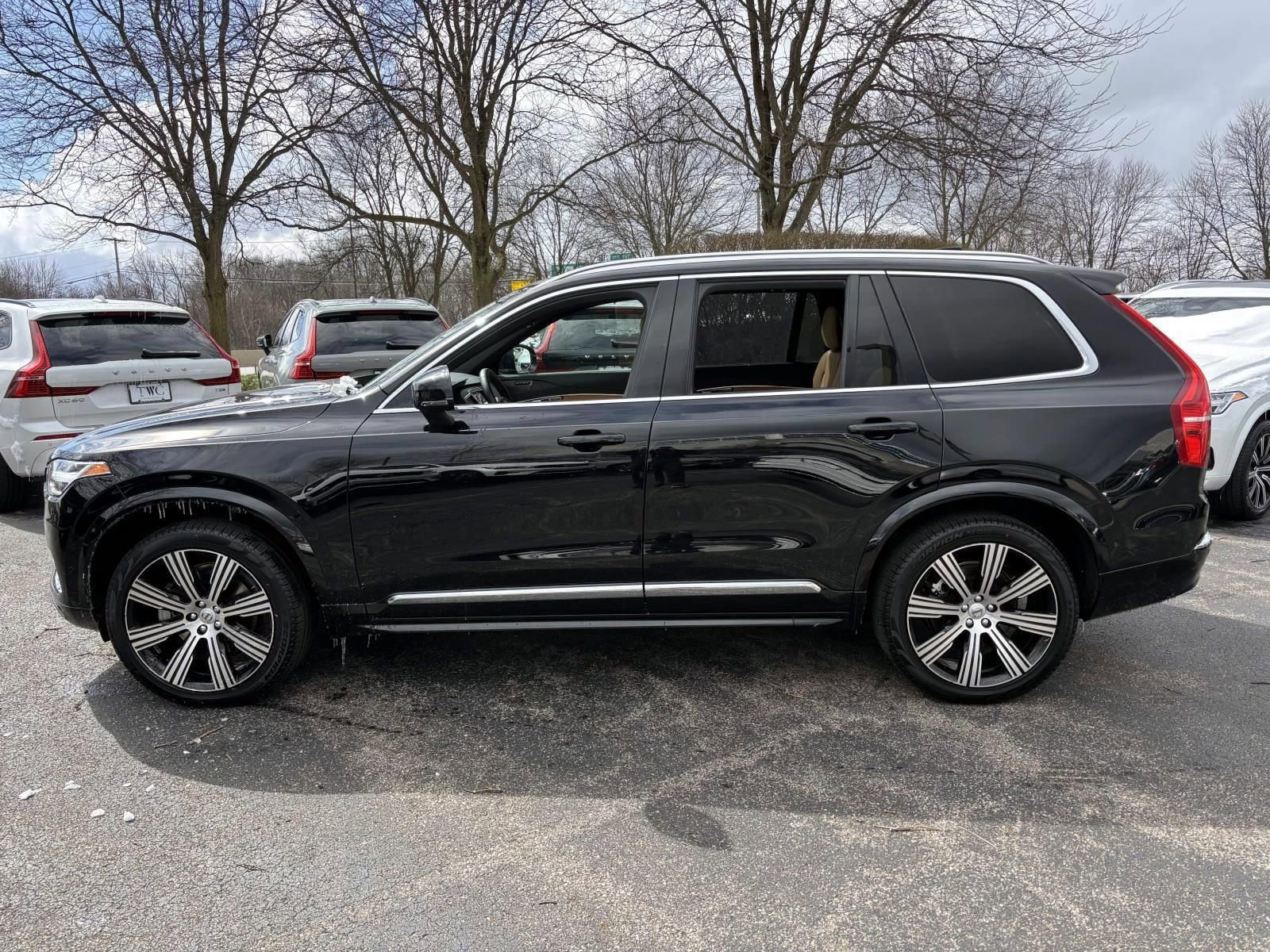 Used 2023 Volvo XC90 B6 Ultimate w/ Protection Package Premier image 8