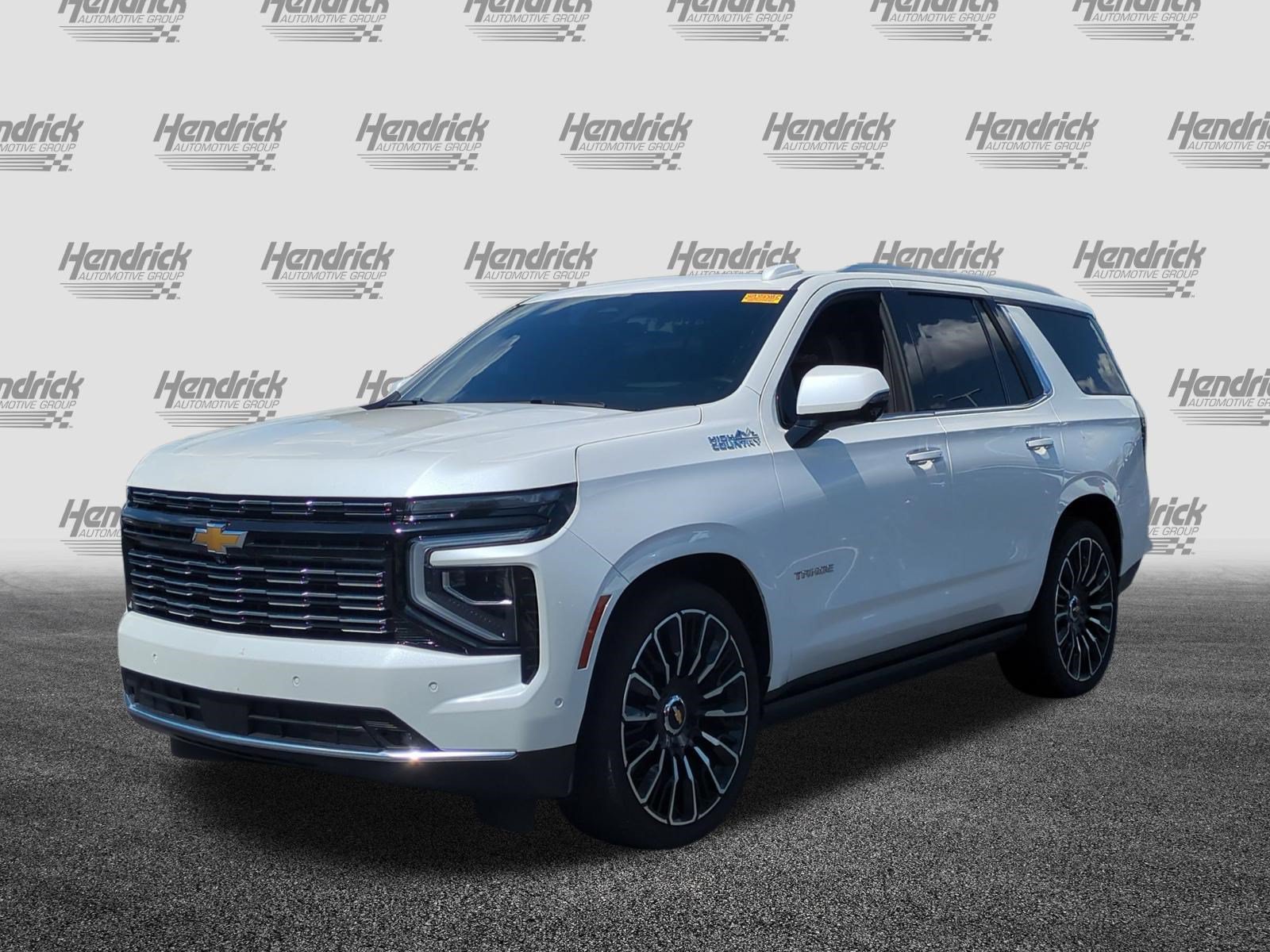 Used 2025 Chevrolet Tahoe High Country AWD/4WD image 5