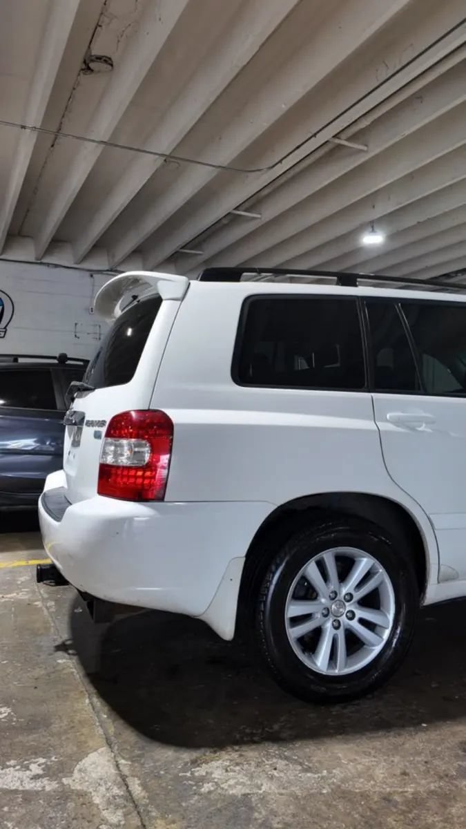 Used 2006 Toyota Highlander 2WD Hybrid image 12