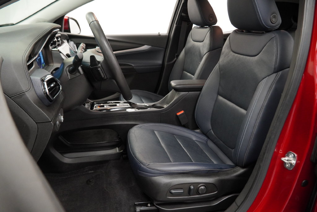 Certified 2023 Chevrolet Bolt EUV Premier FWD image 16
