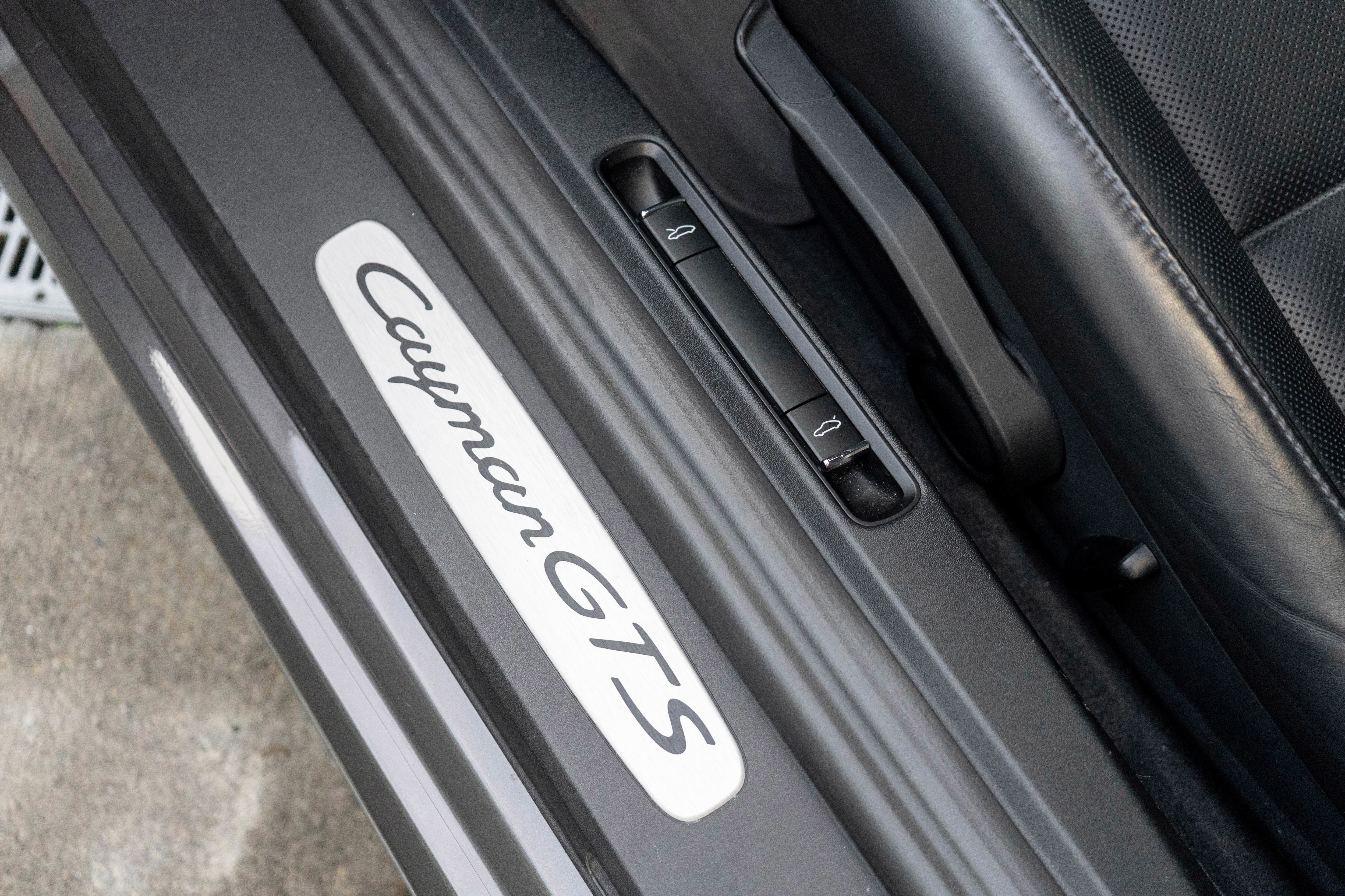 Used 2018 Porsche 718 Cayman GTS image 25