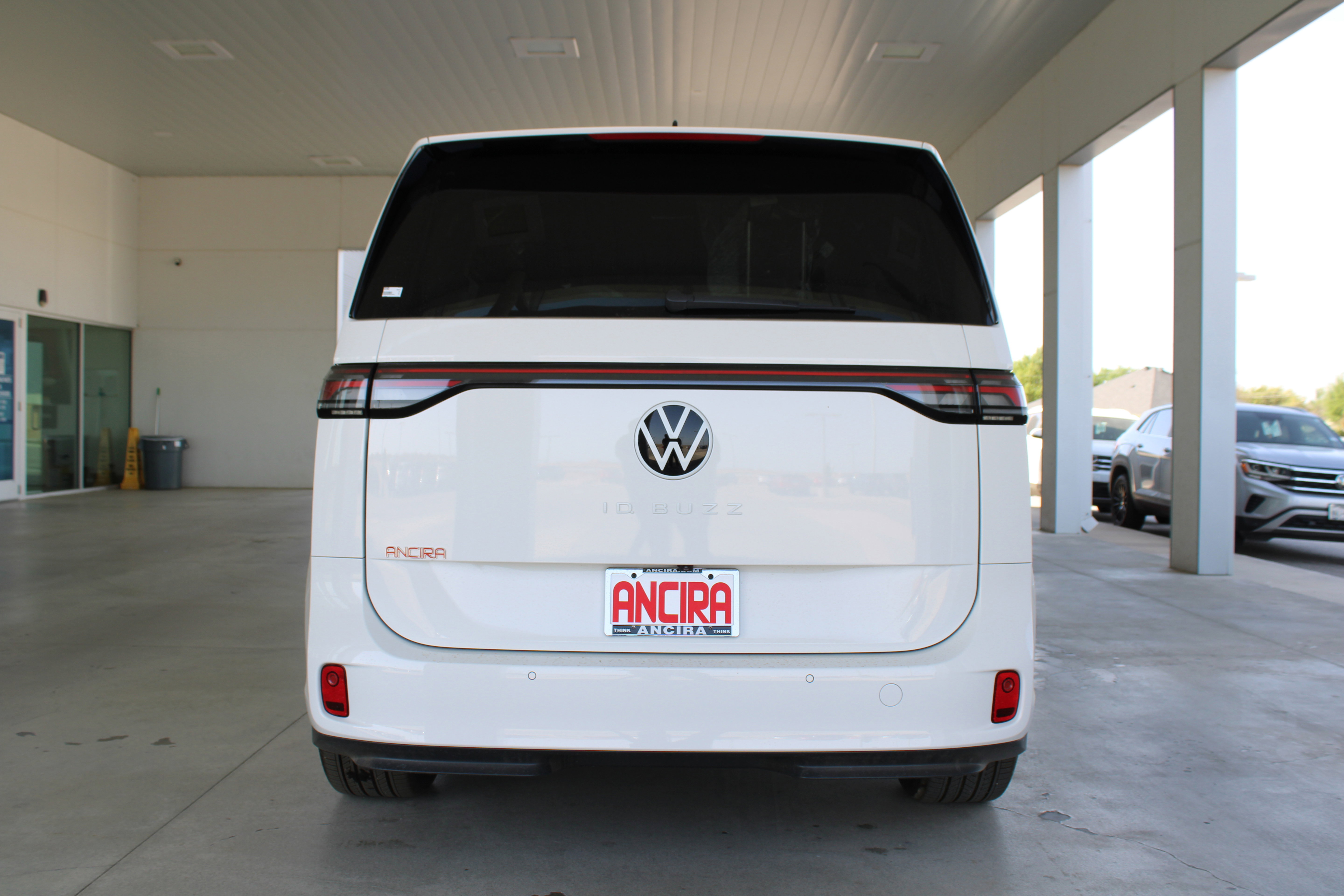 New 2025 Volkswagen ID. Buzz Pro S image 4