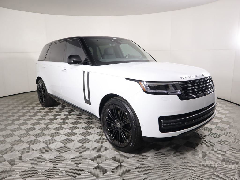 New 2025 Land Rover Range Rover Long Wheelbase SE image 3