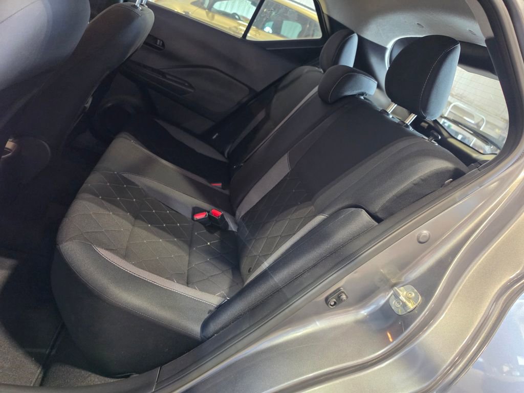 Used 2020 Nissan Kicks S FWD image 7
