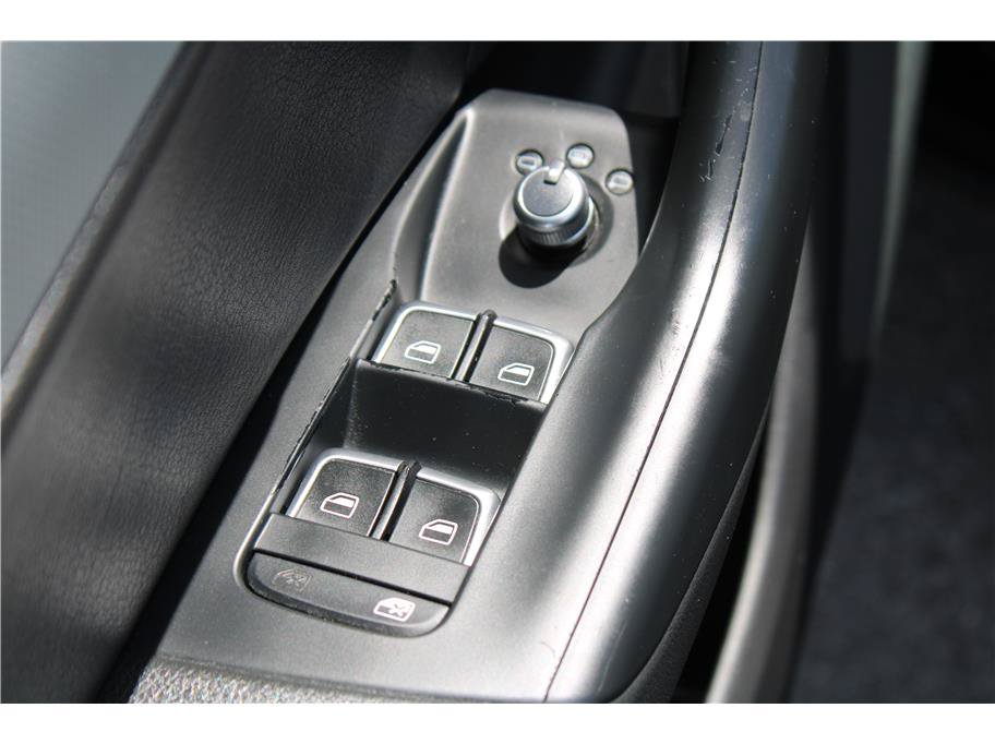 Used 2015 Audi Q3 2.0T Premium Plus AWD/4WD image 14