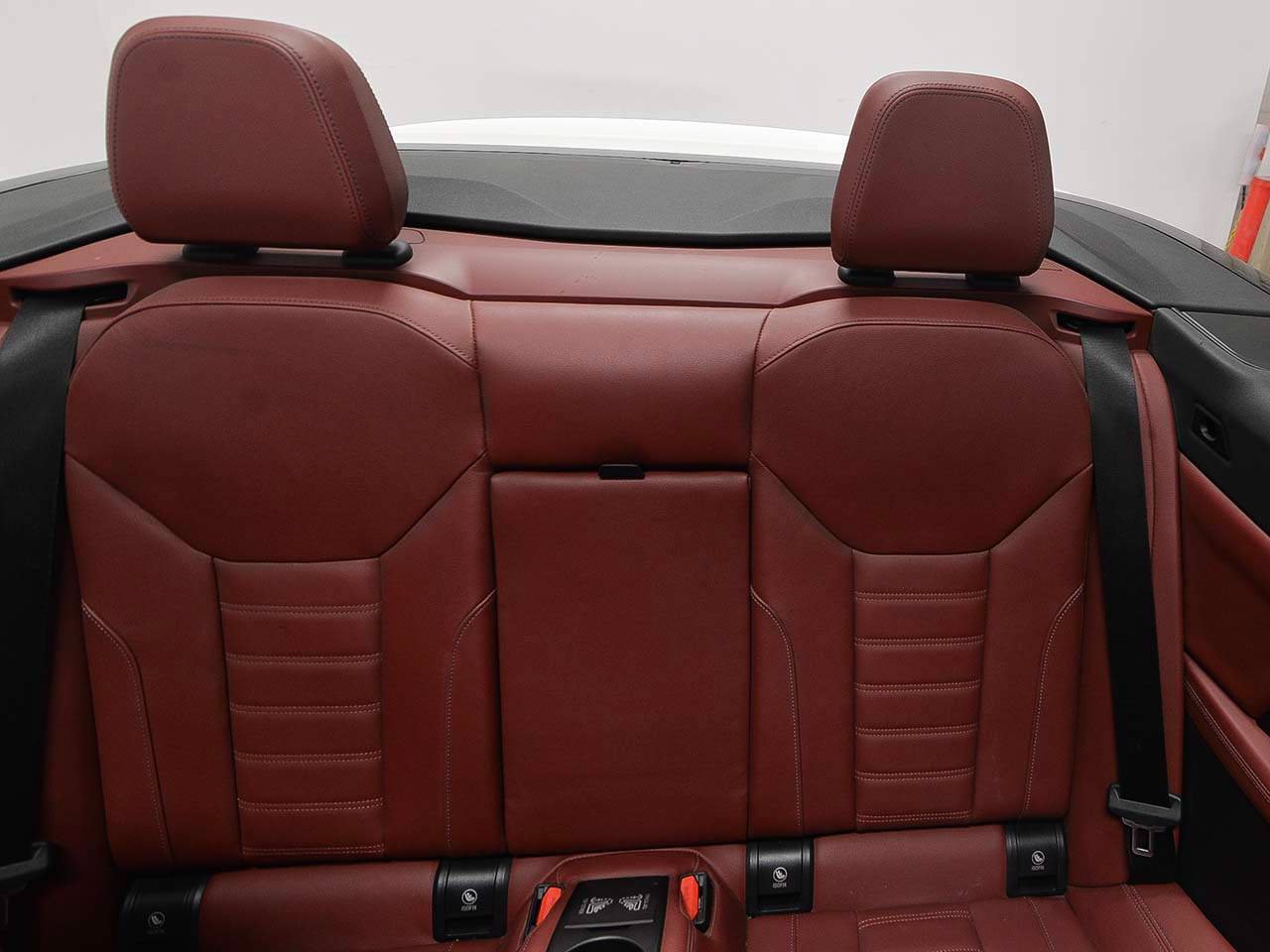 Used 2024 BMW M440i Convertible w/ Premium Package RWD image 12