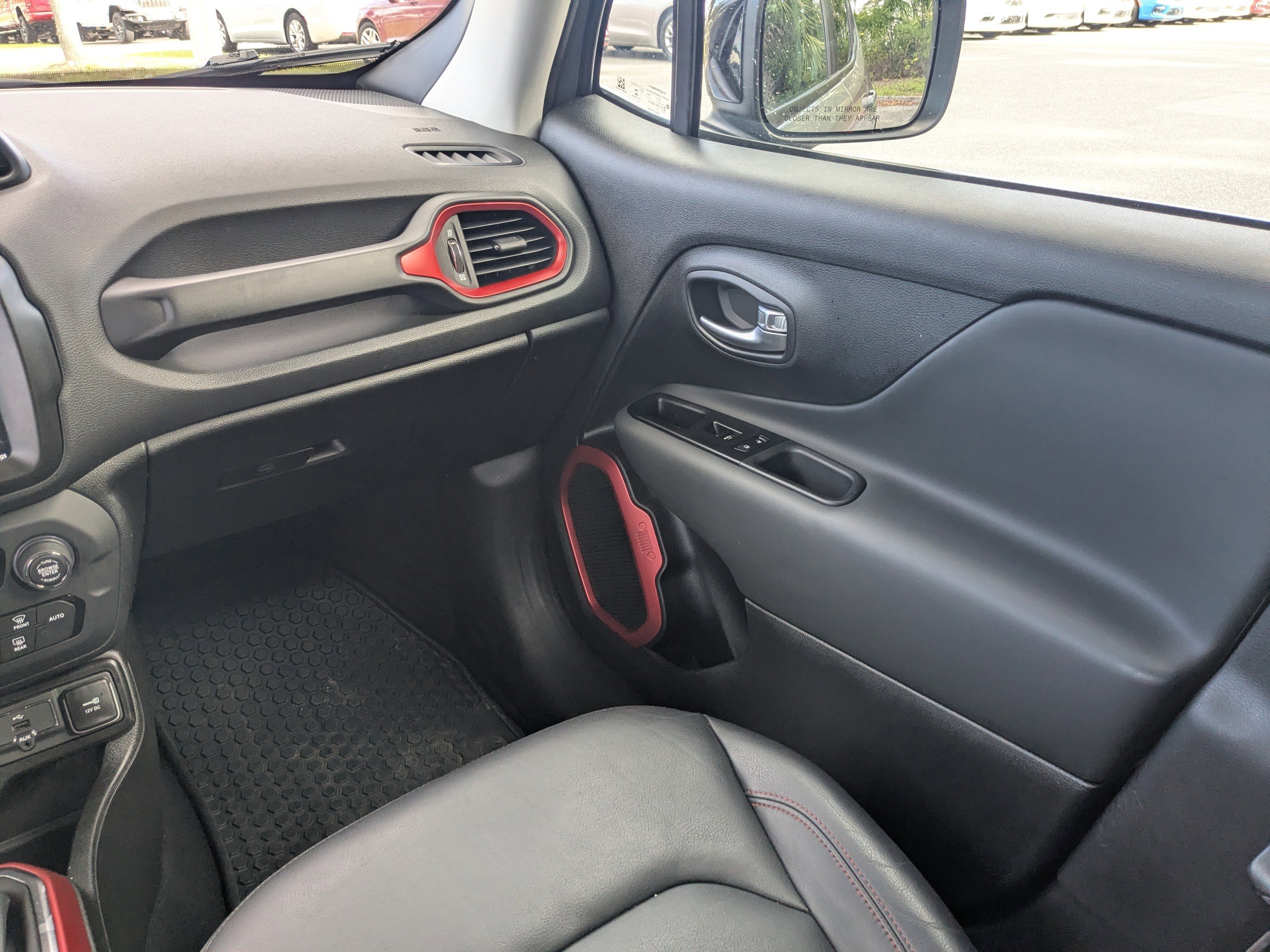 Certified 2022 Jeep Renegade Trailhawk image 16