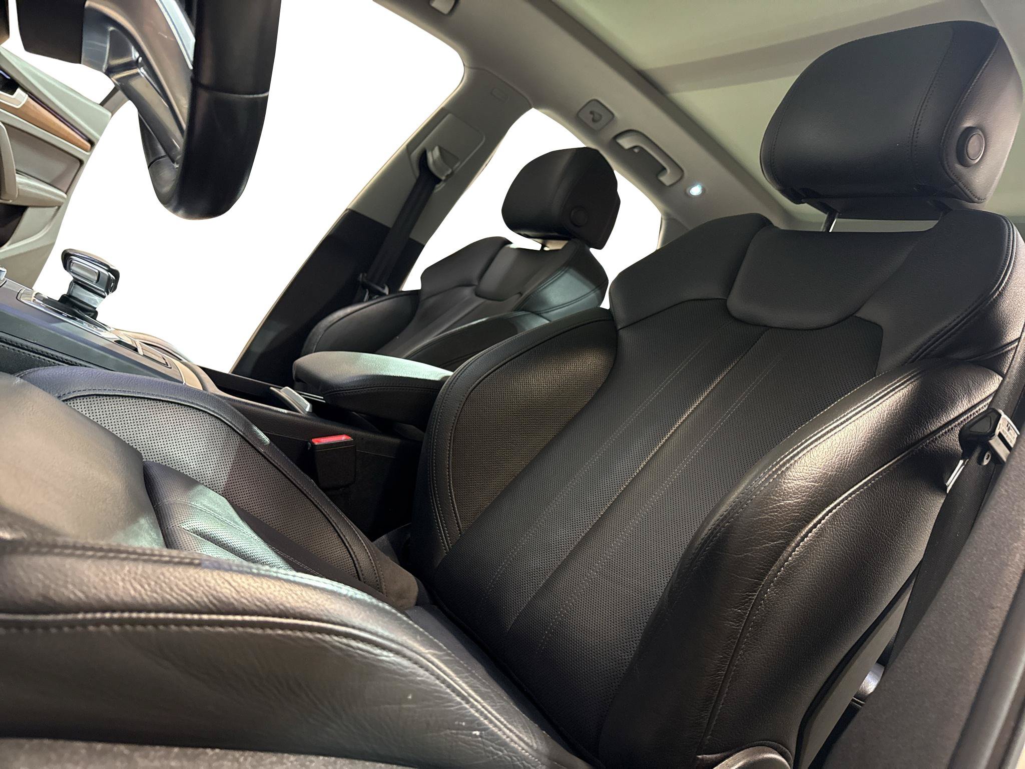 Used 2018 Audi Q5 Prestige AWD/4WD image 16