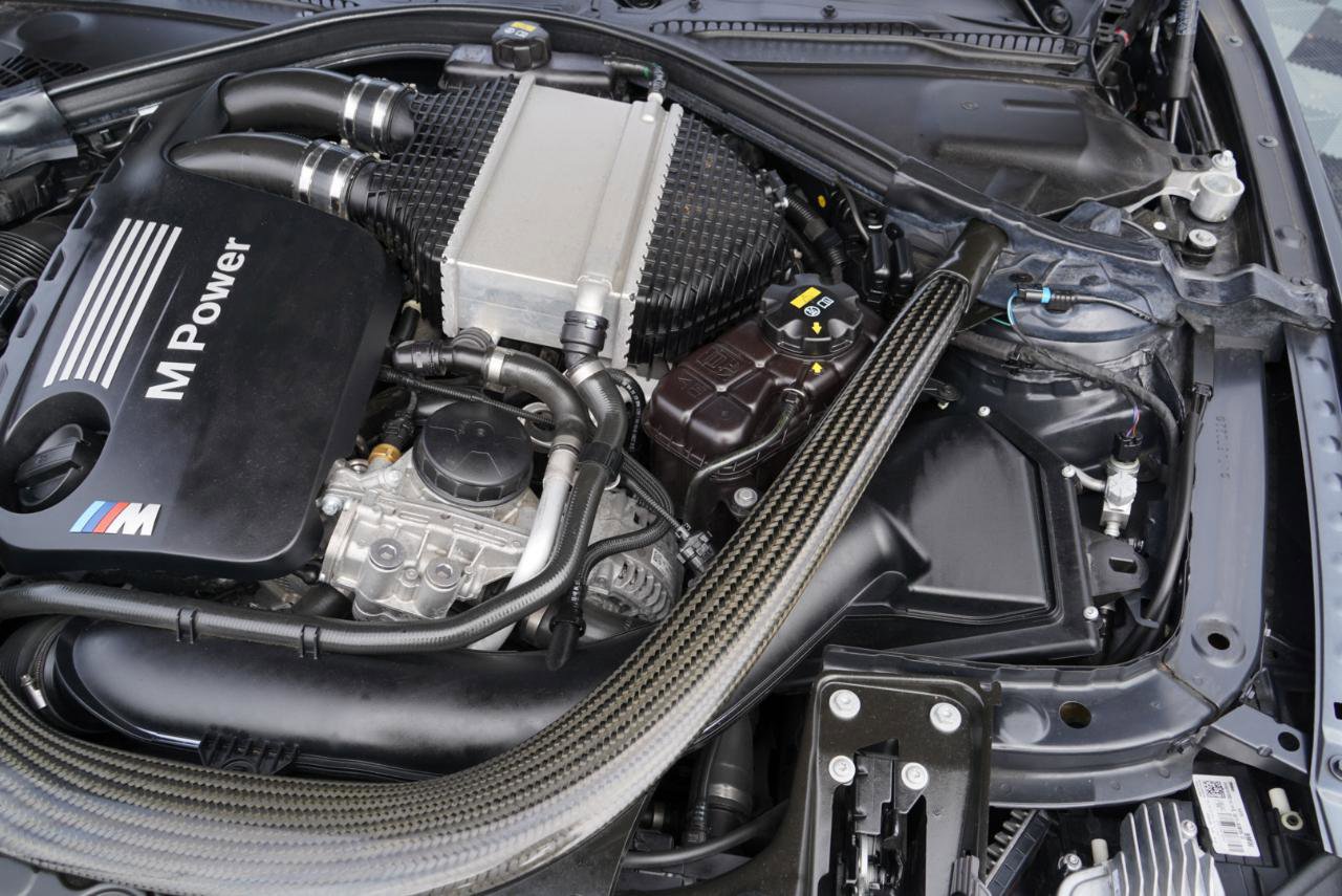 Used 2020 BMW M4 Convertible w/ Executive Package image 72