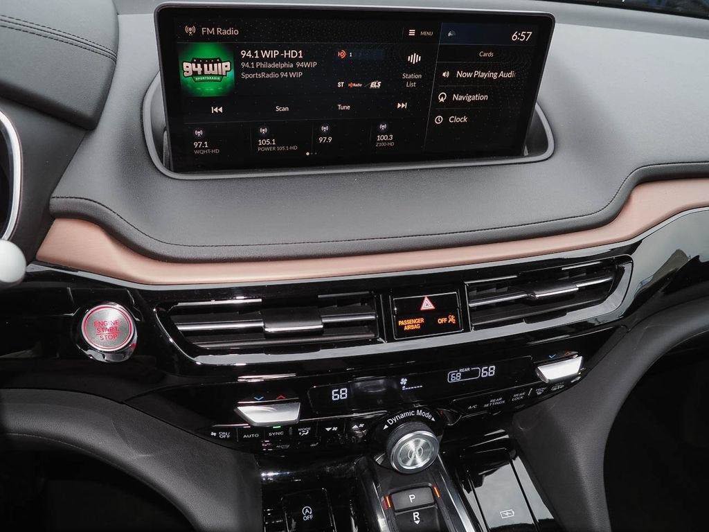 Used 2022 Acura MDX SH-AWD w/ Technology Package image 11