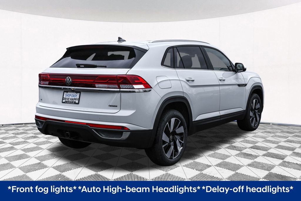 Used 2025 Volkswagen Atlas Cross Sport SE image 12