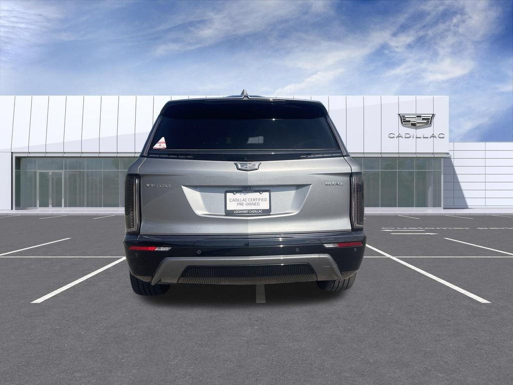 Certified 2026 Cadillac Vistiq Sport w/ LPO, Floor Liner Package AWD/4WD image 7