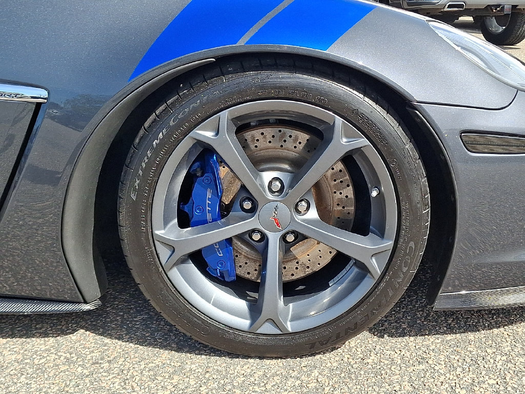 Used 2010 Chevrolet Corvette Grand Sport w/ Preferred Equipment Group RWD image 11