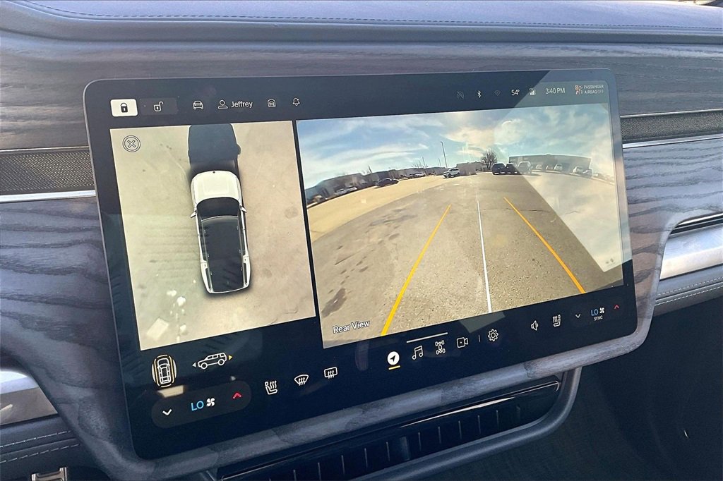 Used 2024 Rivian R1S Adventure image 23