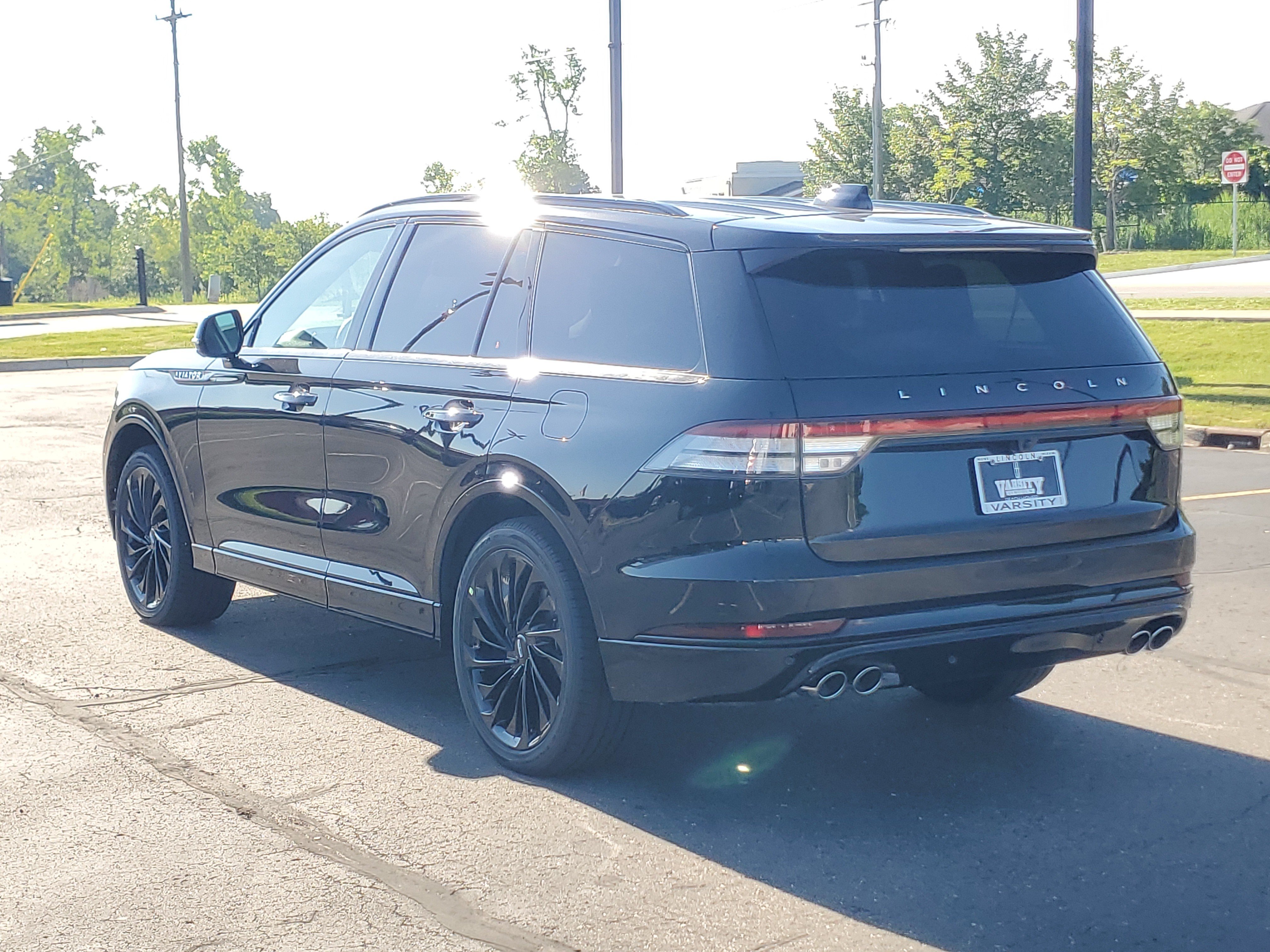 New 2026 Lincoln Aviator Reserve AWD/4WD image 3