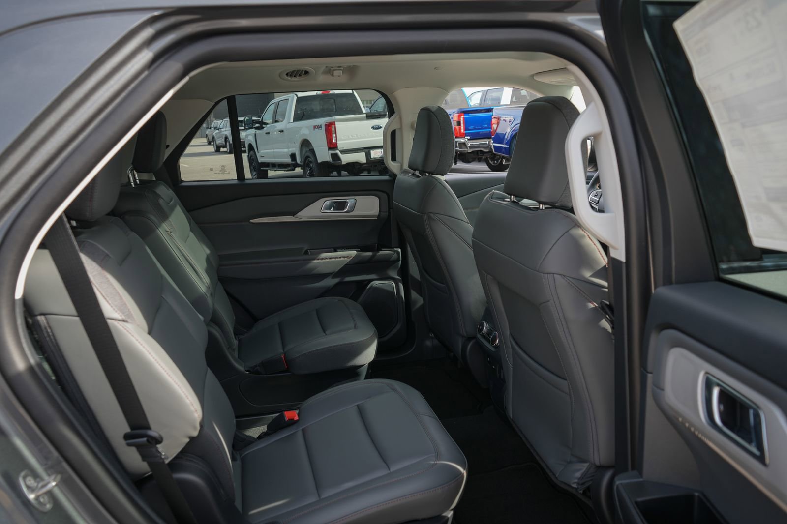 New 2026 Ford Explorer Active w/ Active Comfort Package image 22
