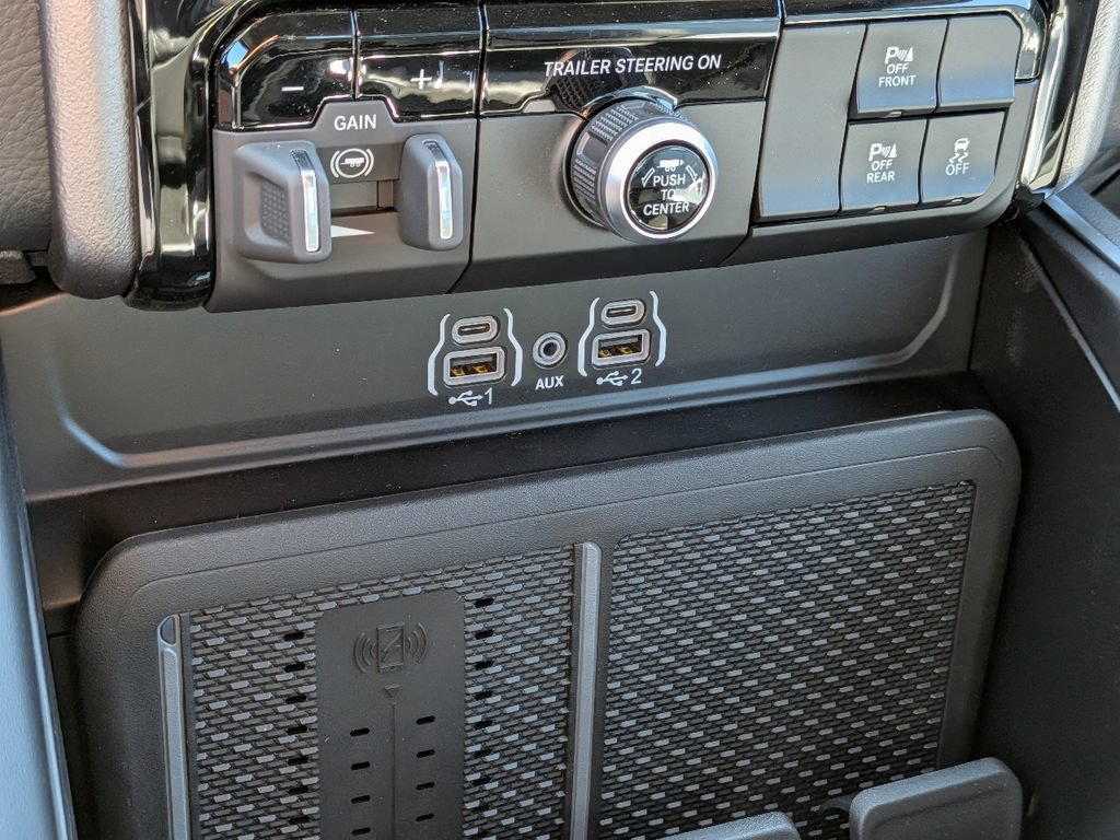 New 2026 RAM 1500 Big Horn AWD/4WD image 24