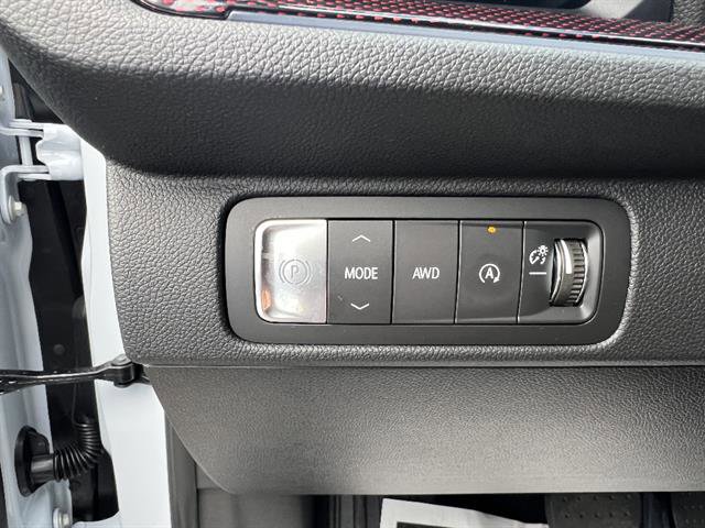 New 2026 Chevrolet Traverse RS w/ LPO, Floor Liner Package image 14