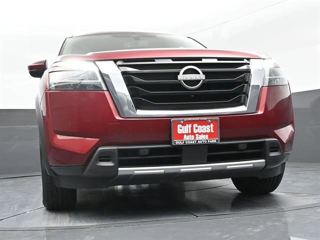 Used 2023 Nissan Pathfinder SL image 34