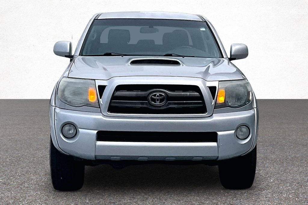 Used 2010 Toyota Tacoma PreRunner RWD image 3