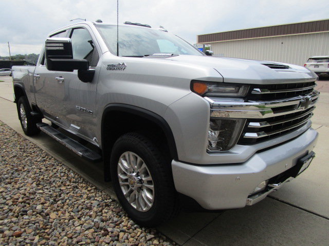Used 2022 Chevrolet Silverado 2500 High Country w/ Z71 Off-Road Package image 3