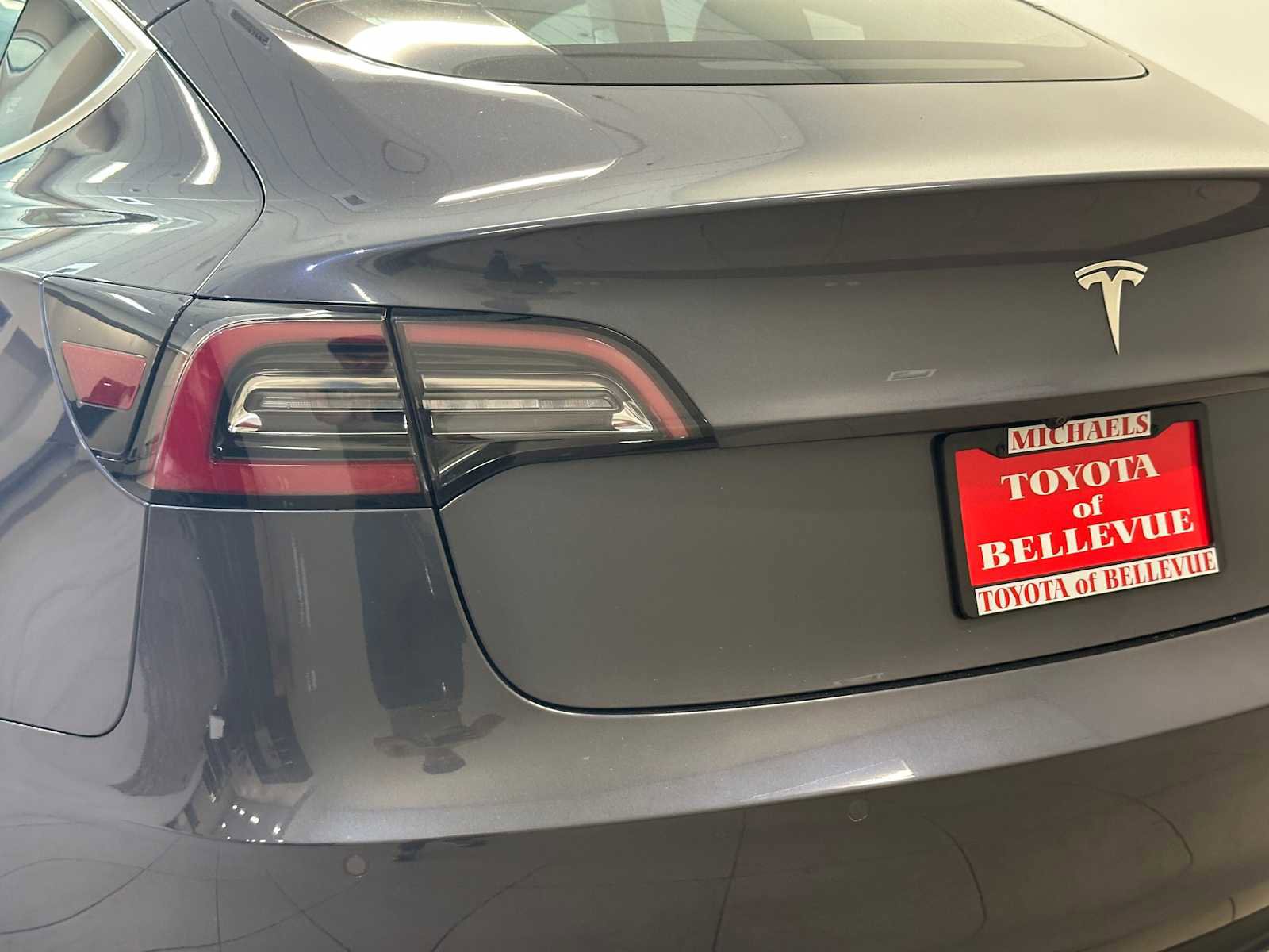 Used 2018 Tesla Model 3 Long Range RWD image 8