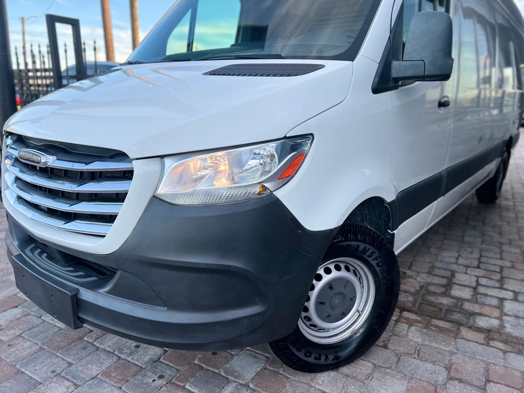 Used 2019 Freightliner Sprinter 2500 image 21