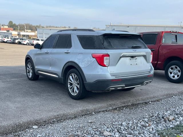 Used 2020 Ford Explorer XLT w/ Equipment Group 202A image 5