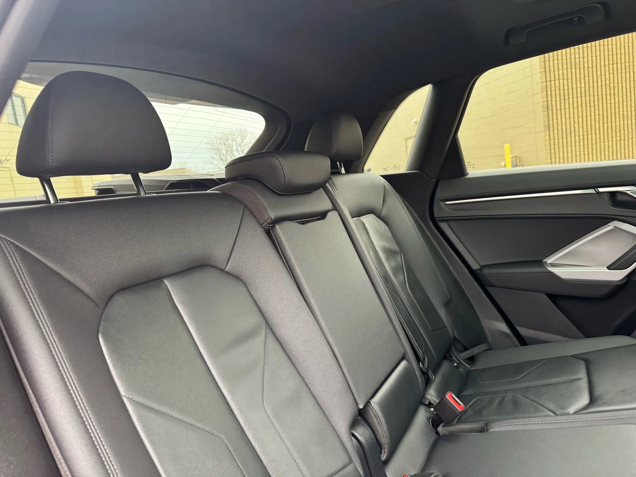 Used 2024 Audi Q3 2.0T Premium image 33