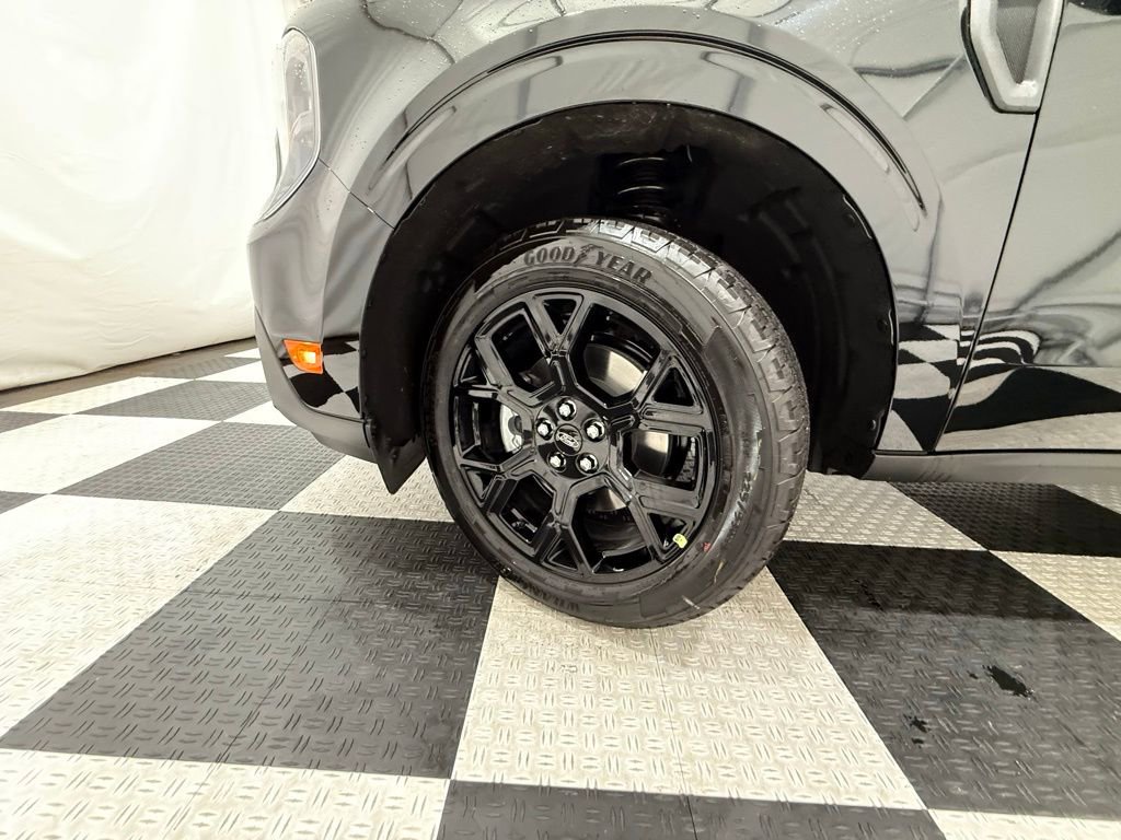 New 2025 Ford Maverick XLT w/ XLT Luxury Package image 10