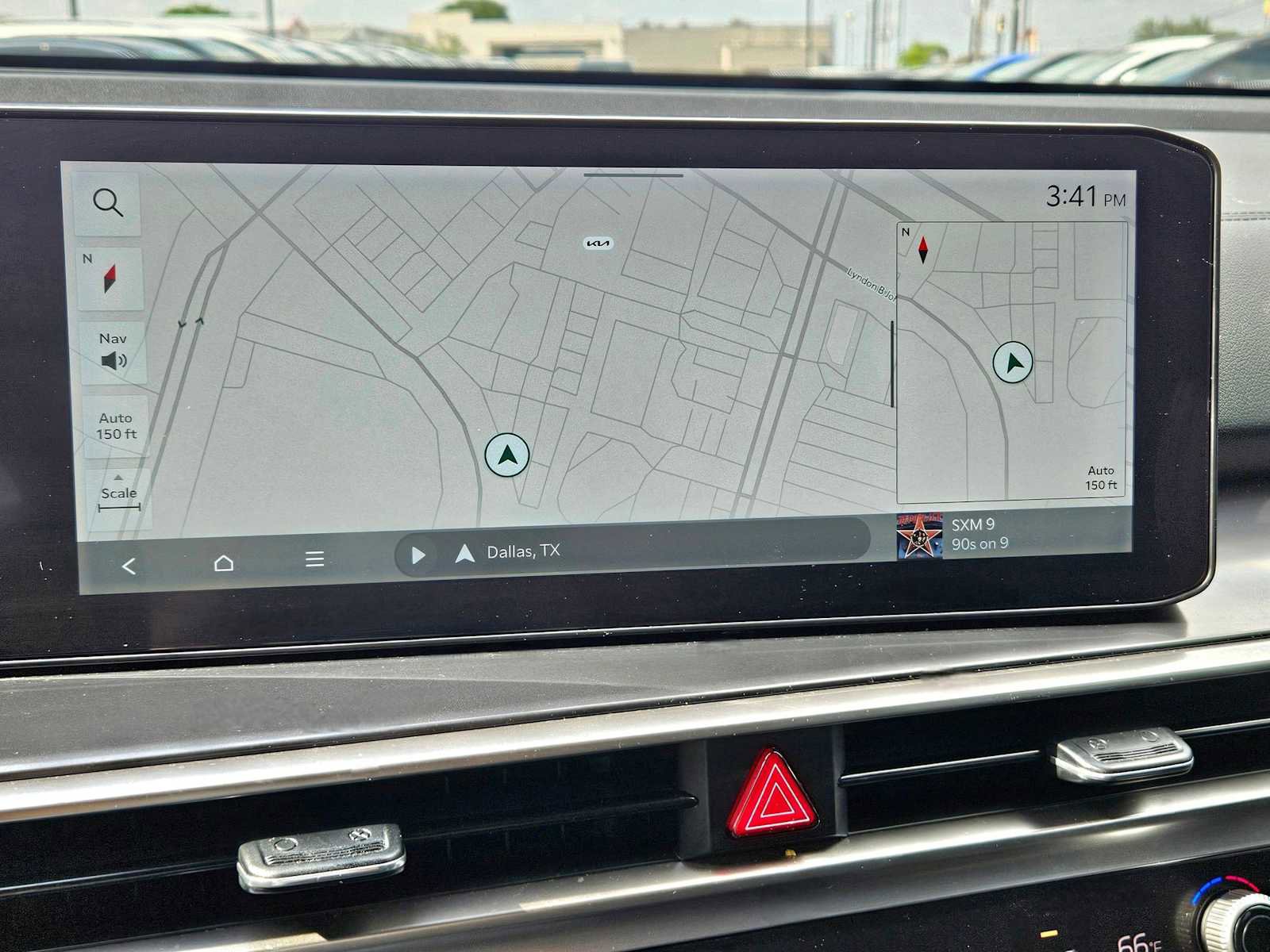 Certified 2024 Kia Sorento EX w/ Panoramic Sunroof Package FWD image 14