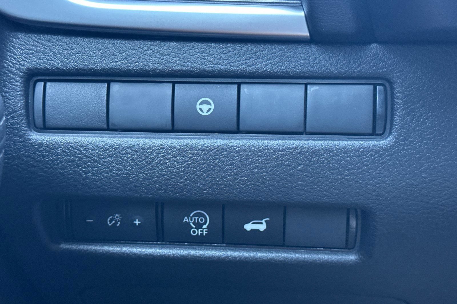 New 2026 Nissan Rogue SV FWD image 29