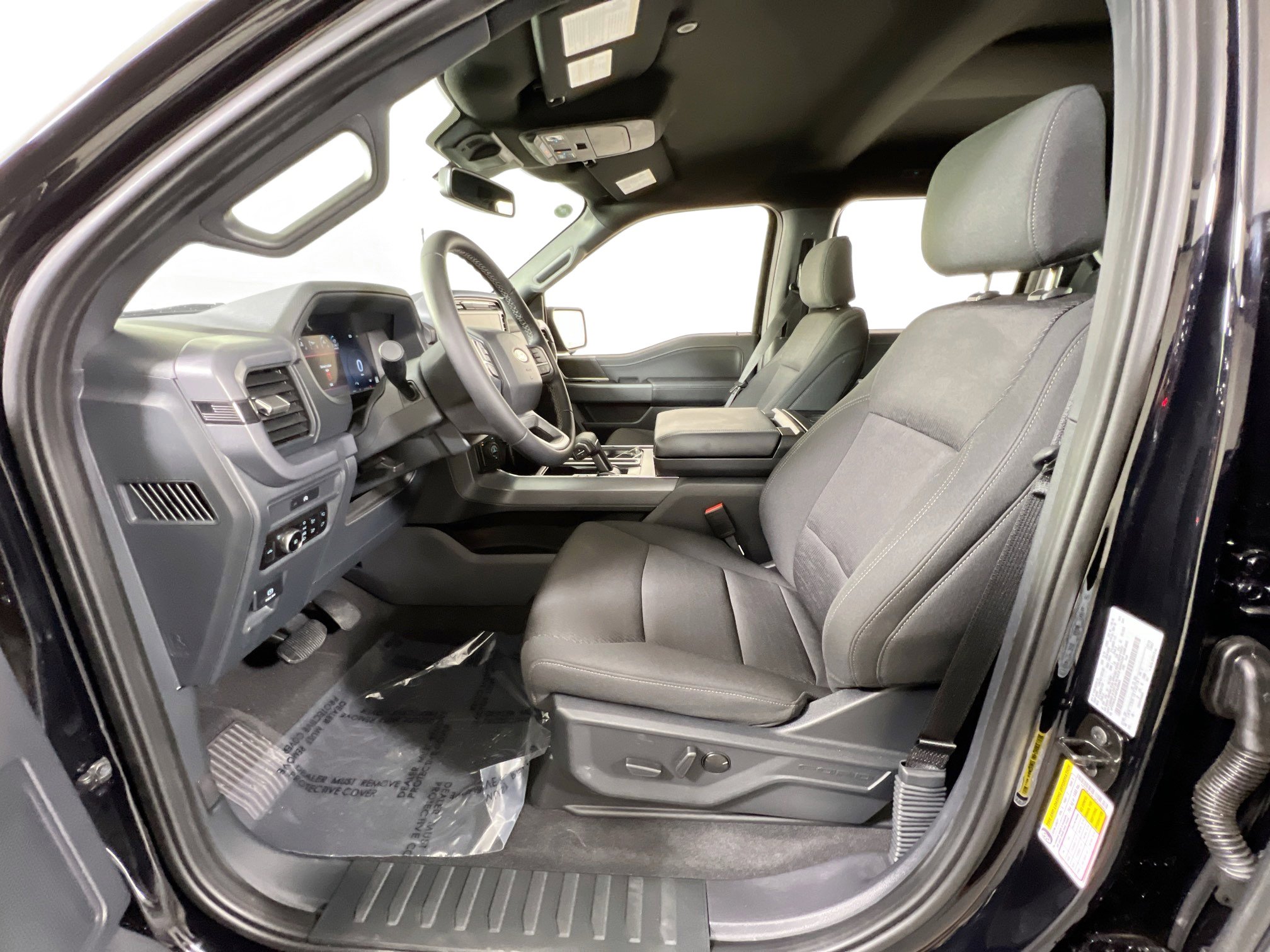Used 2025 Ford F150 XLT w/ Equipment Group 302A MID image 21
