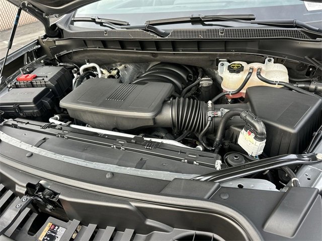 Used 2025 Chevrolet Suburban RST image 29