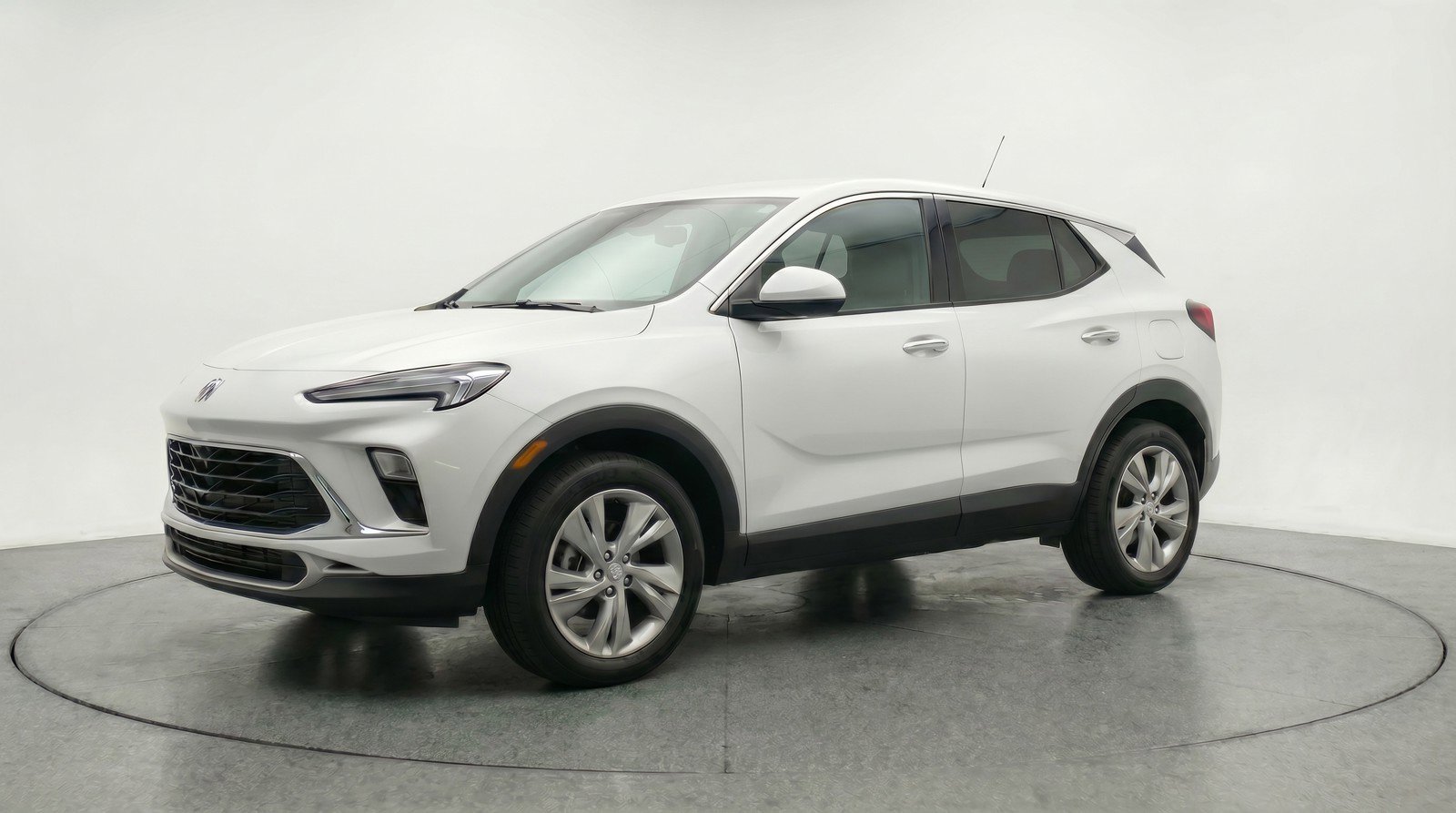 Used 2025 Buick Encore GX Preferred AWD/4WD image 3