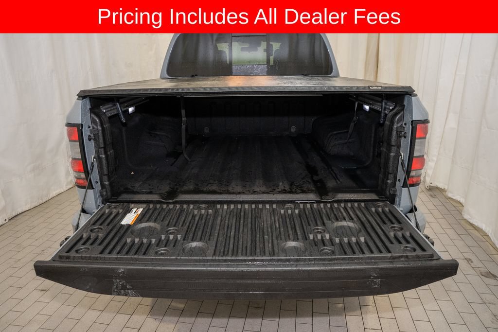 Certified 2025 Nissan Frontier PRO-4X w/ Pro Convenience Package AWD/4WD image 5