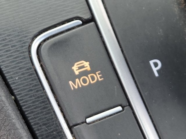 Used 2015 Volkswagen GTI S FWD image 4